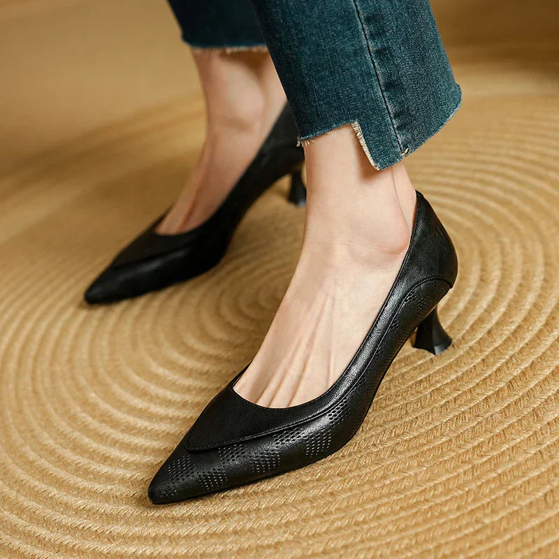 Fiona™| Elegant Pumps