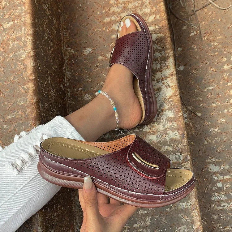 Rowenna - Classic Urban Sandals