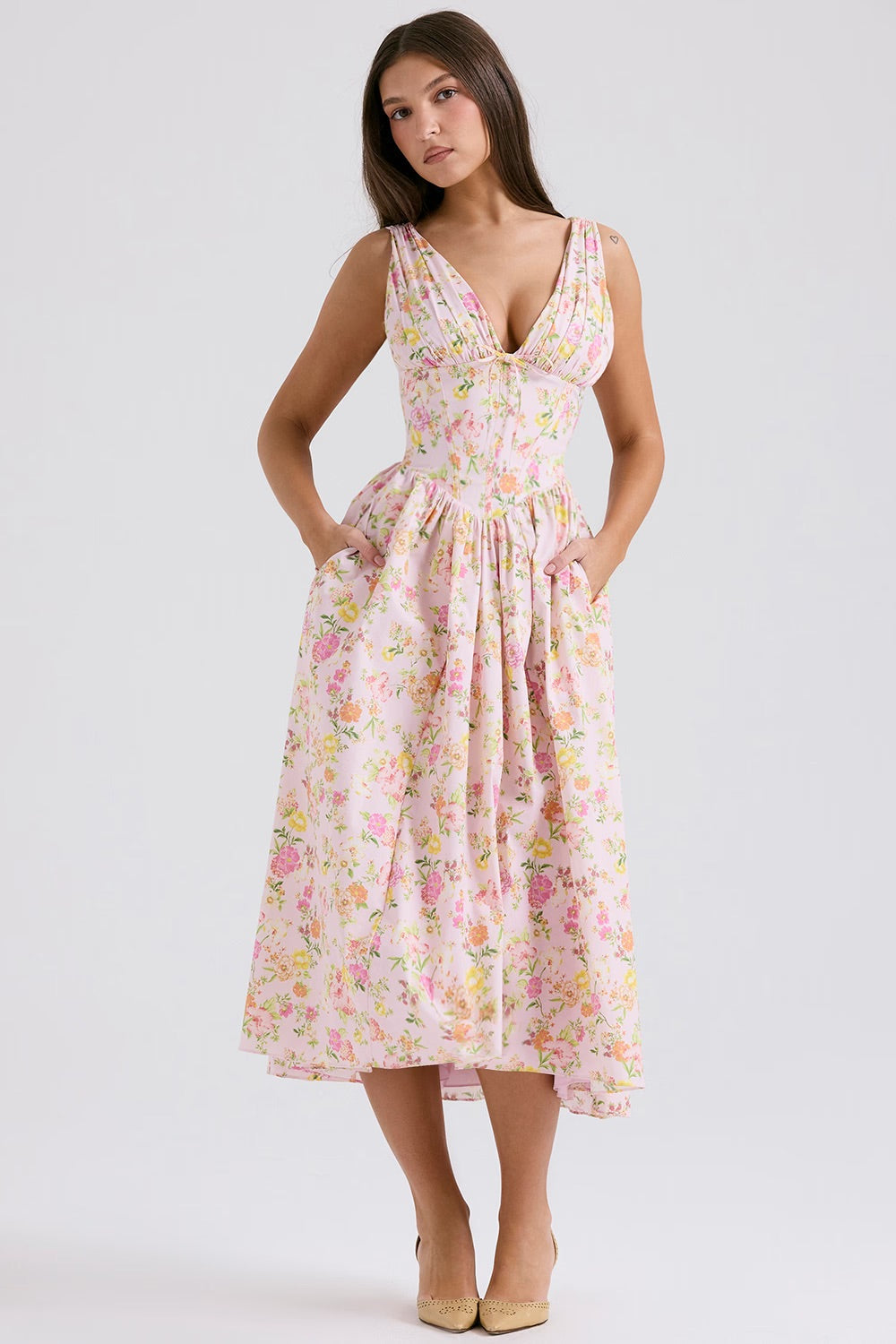 Vivian – Modern Resort Dress