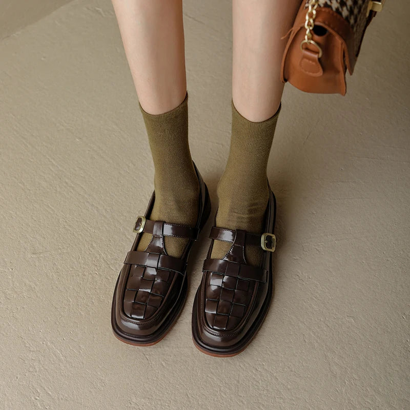 Lumerra | Retro Flats